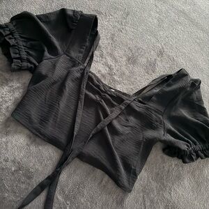 Chic Black Women's Blouse with Puff Sleeves